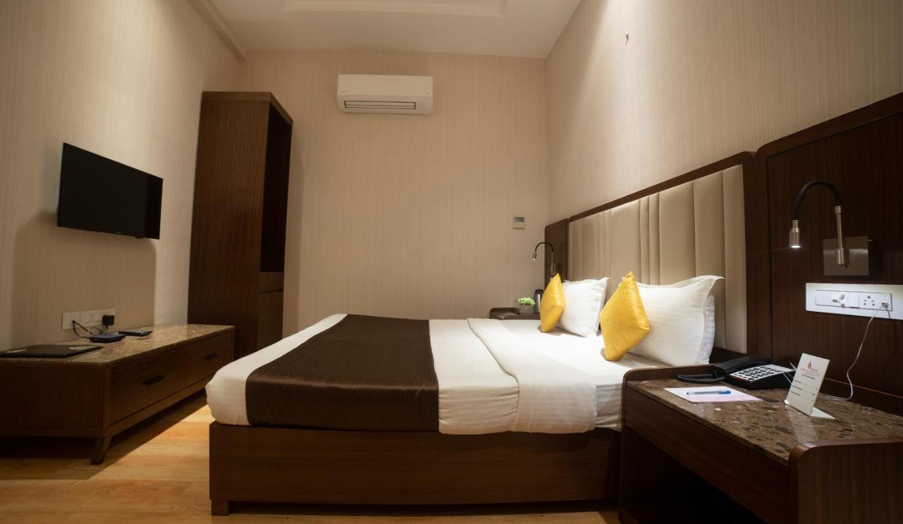 Hotel Rajhans Abhinandan Bhopal Esterno foto