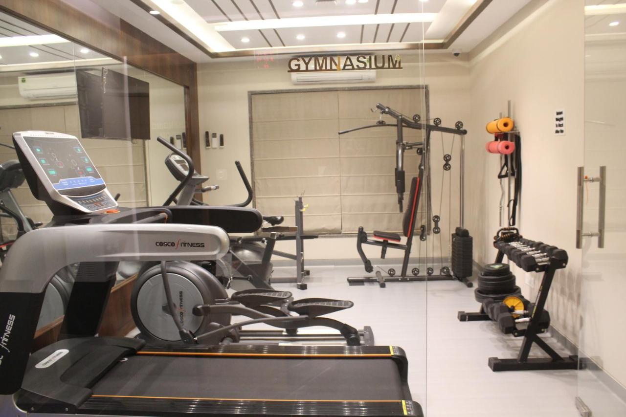 Hotel Rajhans Abhinandan Bhopal Esterno foto